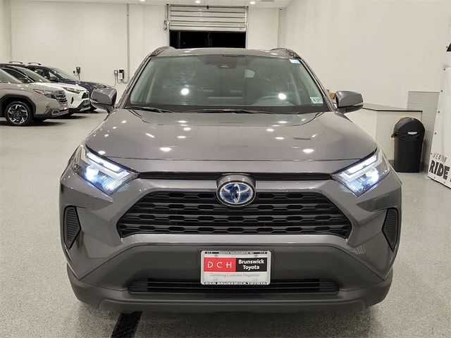 2022 Toyota RAV4 Hybrid XLE