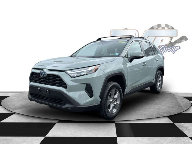 2022 Toyota RAV4 Hybrid XLE