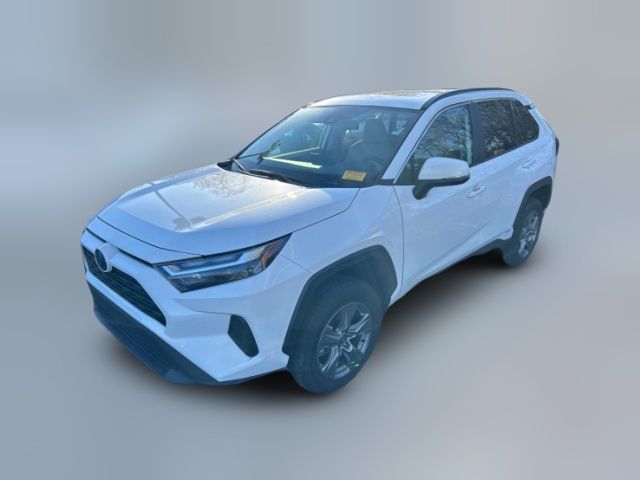 2022 Toyota RAV4 Hybrid XLE