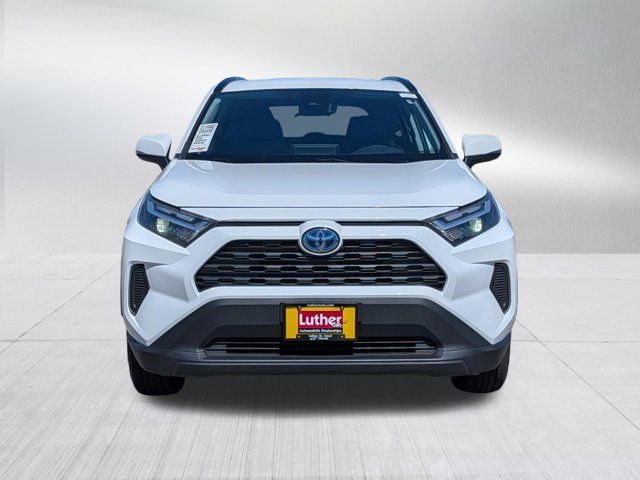 2022 Toyota RAV4 Hybrid XLE