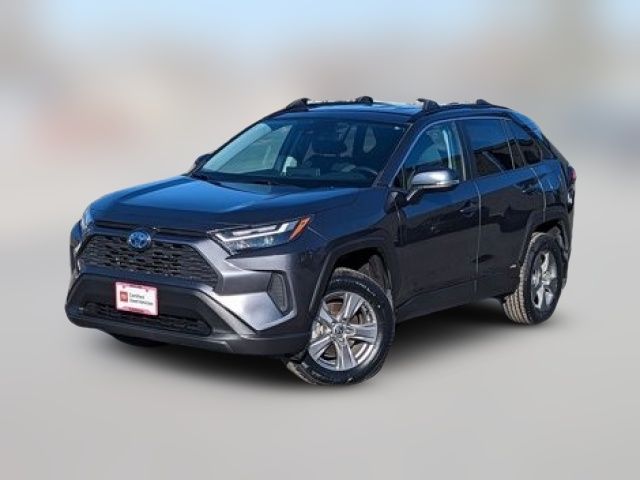 2022 Toyota RAV4 Hybrid XLE