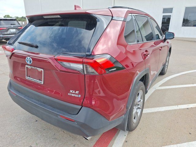 2022 Toyota RAV4 Hybrid XLE