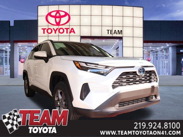 2022 Toyota RAV4 Hybrid XLE