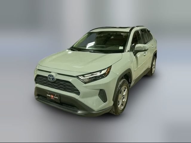 2022 Toyota RAV4 Hybrid XLE