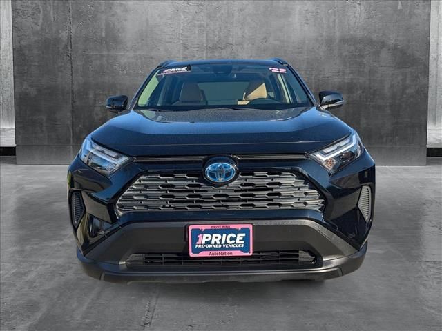 2022 Toyota RAV4 Hybrid XLE