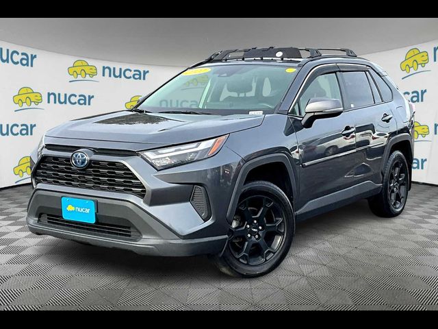 2022 Toyota RAV4 Hybrid XLE