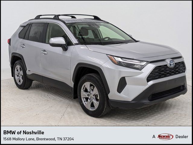 2022 Toyota RAV4 Hybrid XLE