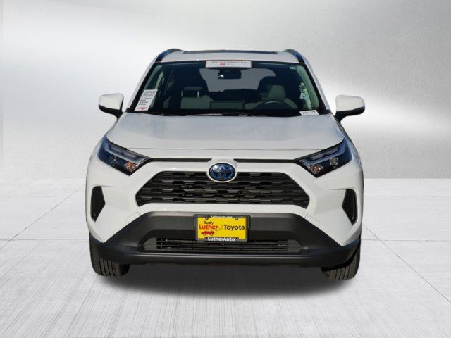 2022 Toyota RAV4 Hybrid XLE