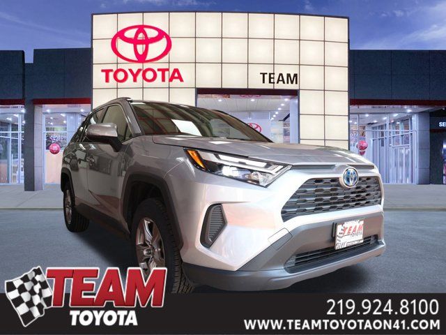 2022 Toyota RAV4 Hybrid XLE