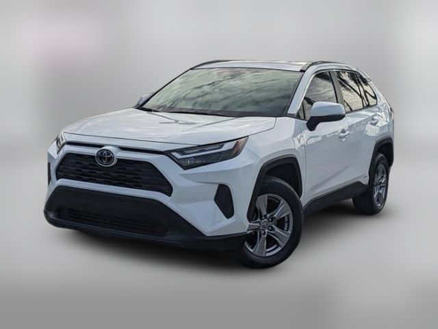 2022 Toyota RAV4 Hybrid XLE