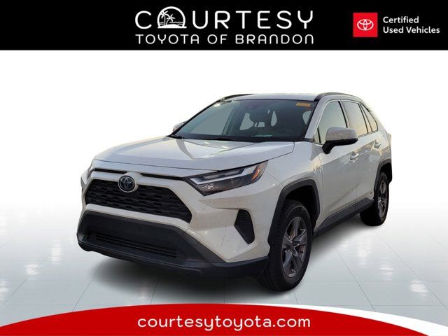 2022 Toyota RAV4 Hybrid XLE