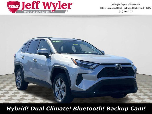 2022 Toyota RAV4 Hybrid XLE