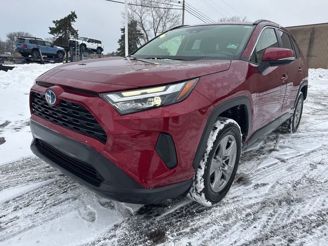 2022 Toyota RAV4 Hybrid XLE