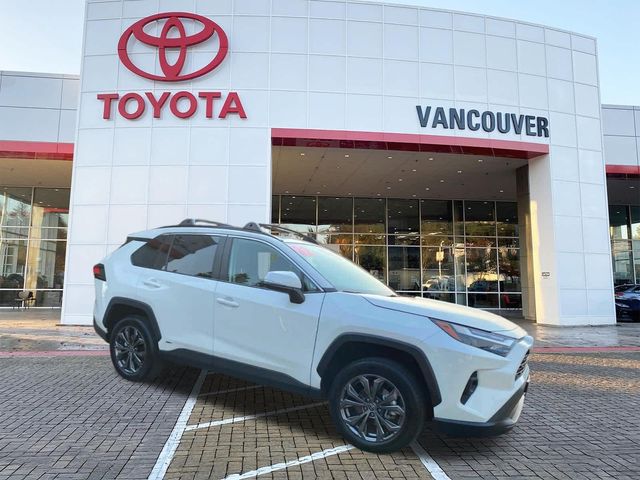 2022 Toyota RAV4 Hybrid XLE Premium