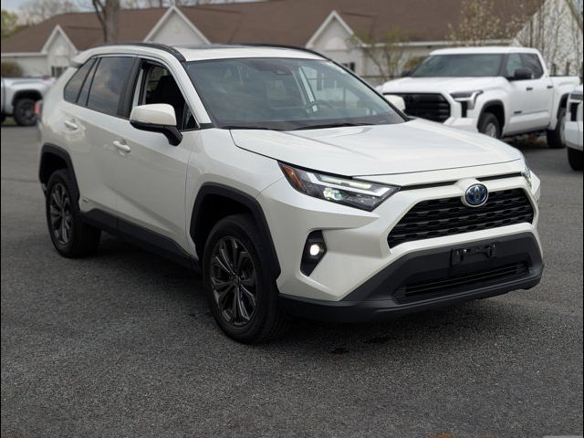 2022 Toyota RAV4 Hybrid XLE Premium