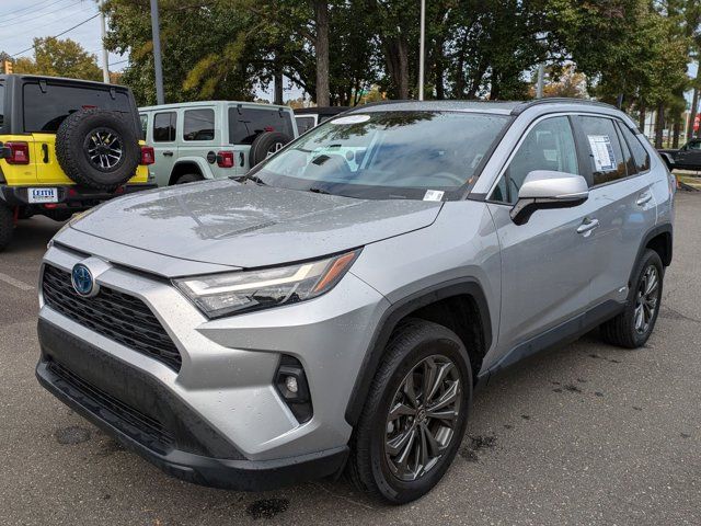 2022 Toyota RAV4 Hybrid XLE Premium