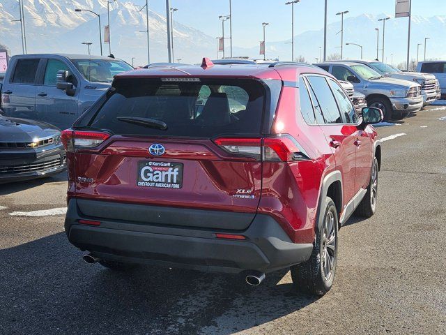 2022 Toyota RAV4 Hybrid XLE Premium