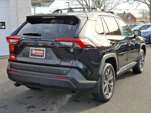 2022 Toyota RAV4 Hybrid XLE Premium