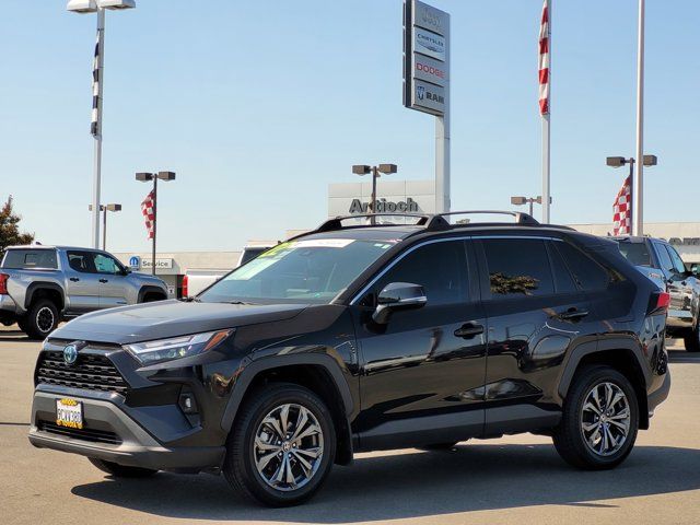 2022 Toyota RAV4 Hybrid XLE Premium