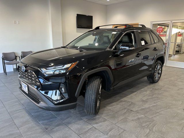 2022 Toyota RAV4 Hybrid XLE Premium