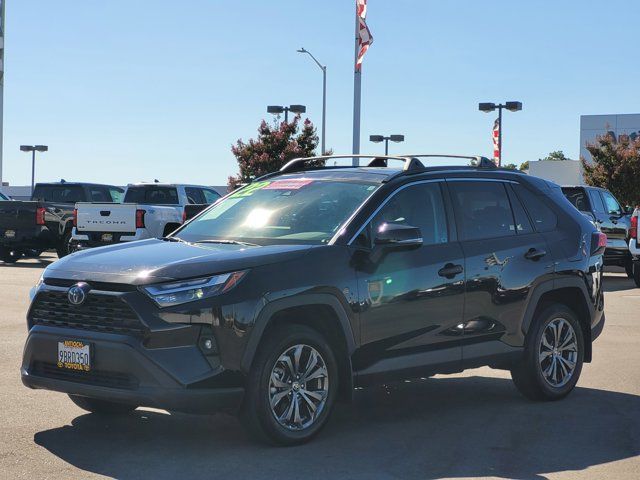 2022 Toyota RAV4 Hybrid XLE Premium