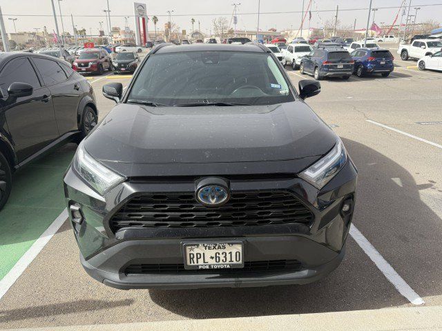 2022 Toyota RAV4 Hybrid XLE Premium