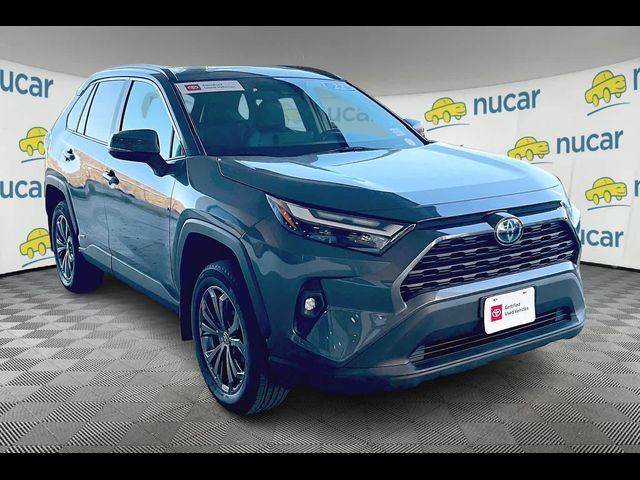 2022 Toyota RAV4 Hybrid XLE Premium