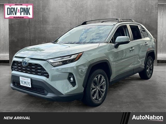 2022 Toyota RAV4 Hybrid XLE Premium