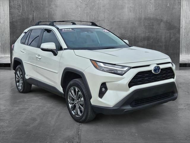 2022 Toyota RAV4 Hybrid XLE Premium