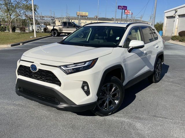 2022 Toyota RAV4 Hybrid XLE Premium