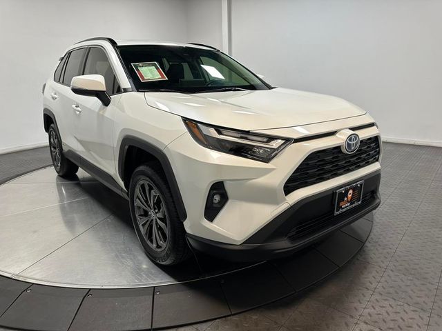 2022 Toyota RAV4 Hybrid XLE Premium