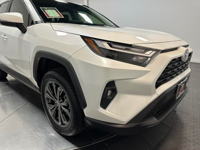 2022 Toyota RAV4 Hybrid XLE Premium