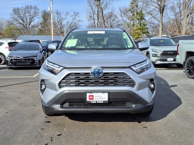 2022 Toyota RAV4 Hybrid XLE Premium