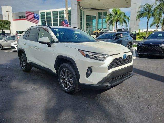 2022 Toyota RAV4 Hybrid XLE Premium