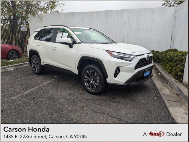 2022 Toyota RAV4 Hybrid XLE Premium