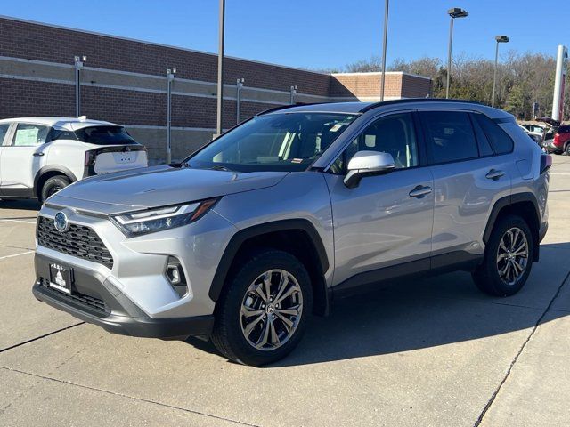 2022 Toyota RAV4 Hybrid XLE Premium