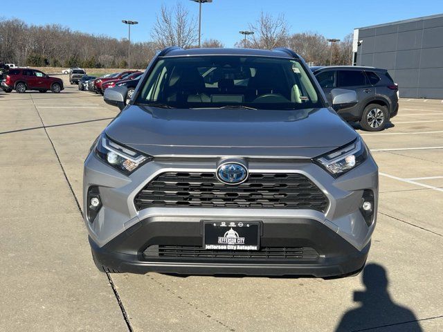 2022 Toyota RAV4 Hybrid XLE Premium