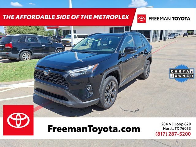 2022 Toyota RAV4 Hybrid XLE Premium