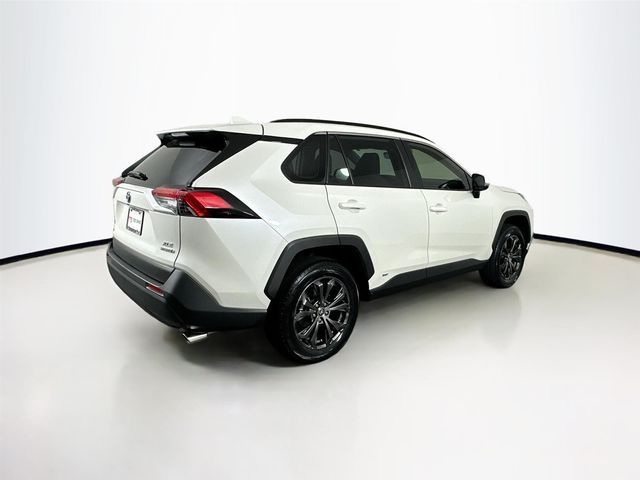 2022 Toyota RAV4 Hybrid XLE Premium