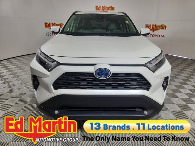2022 Toyota RAV4 Hybrid XLE Premium