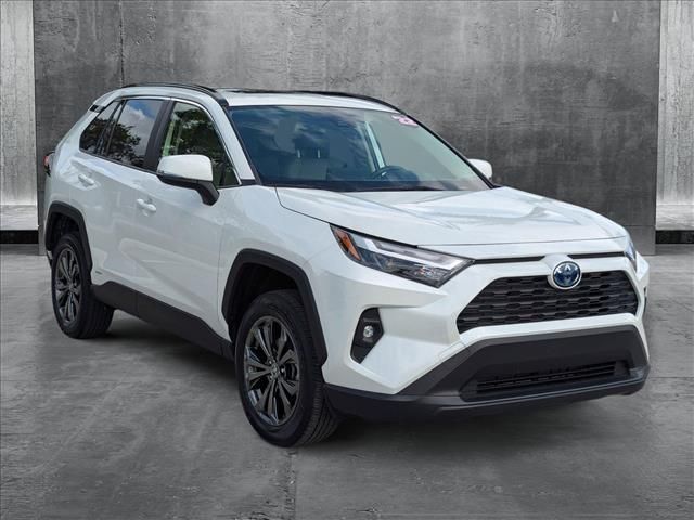 2022 Toyota RAV4 Hybrid XLE Premium