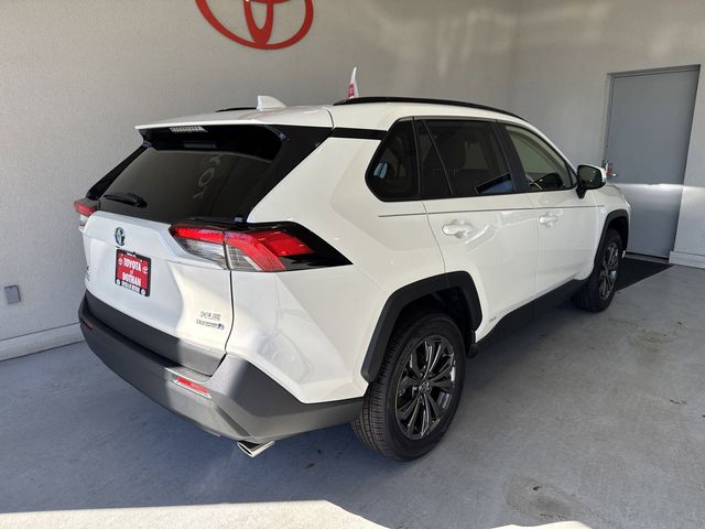 2022 Toyota RAV4 Hybrid XLE Premium