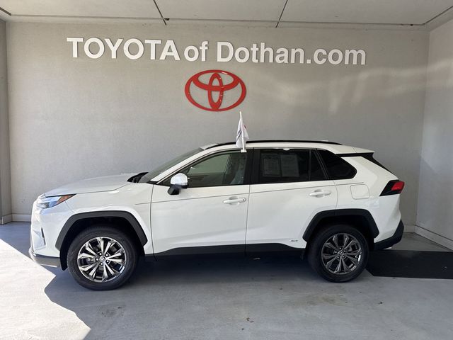 2022 Toyota RAV4 Hybrid XLE Premium