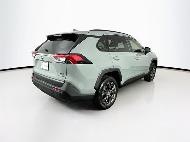 2022 Toyota RAV4 Hybrid XLE Premium