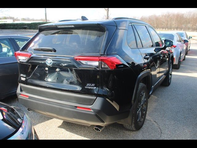 2022 Toyota RAV4 Hybrid XLE Premium