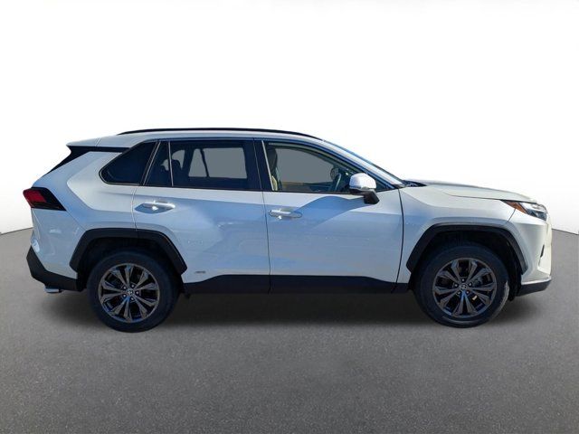 2022 Toyota RAV4 Hybrid XLE Premium