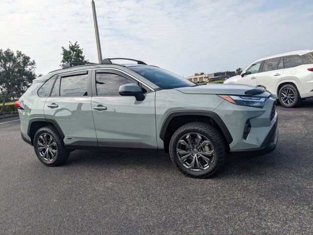 2022 Toyota RAV4 Hybrid XLE Premium