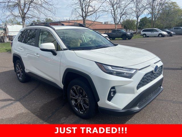 2022 Toyota RAV4 Hybrid XLE Premium