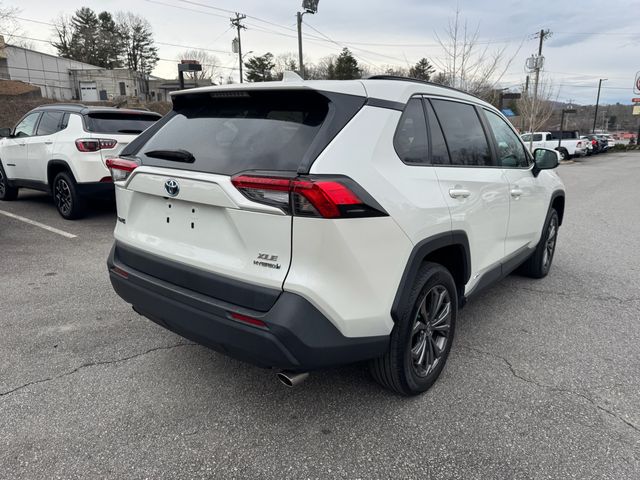 2022 Toyota RAV4 Hybrid XLE Premium