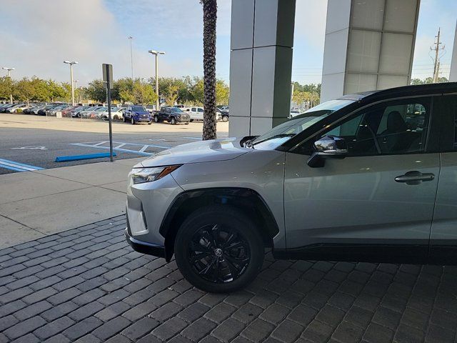 2022 Toyota RAV4 Hybrid XSE